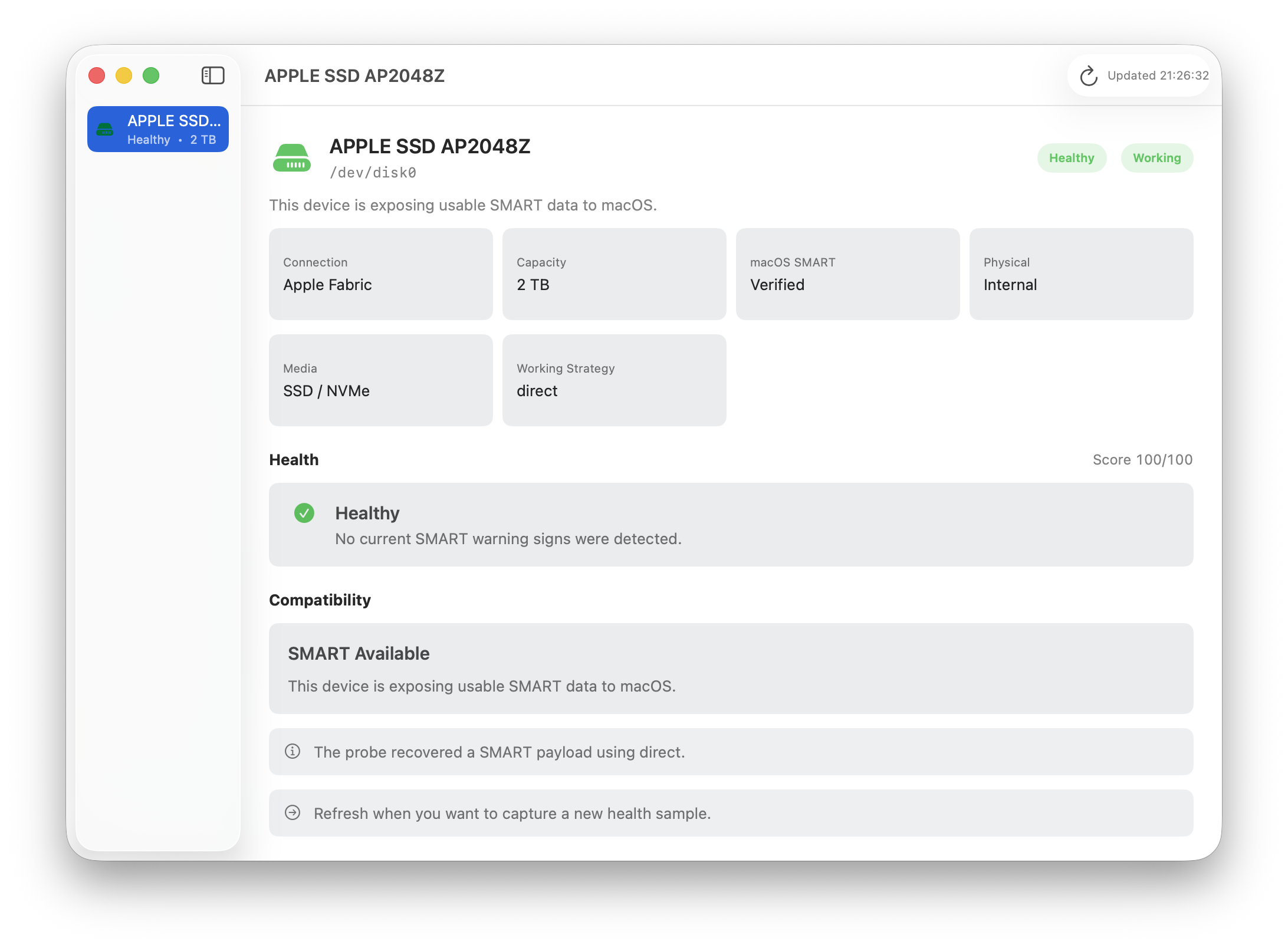 DiskLoom showing a verified SMART connection for an internal Apple NVMe drive.